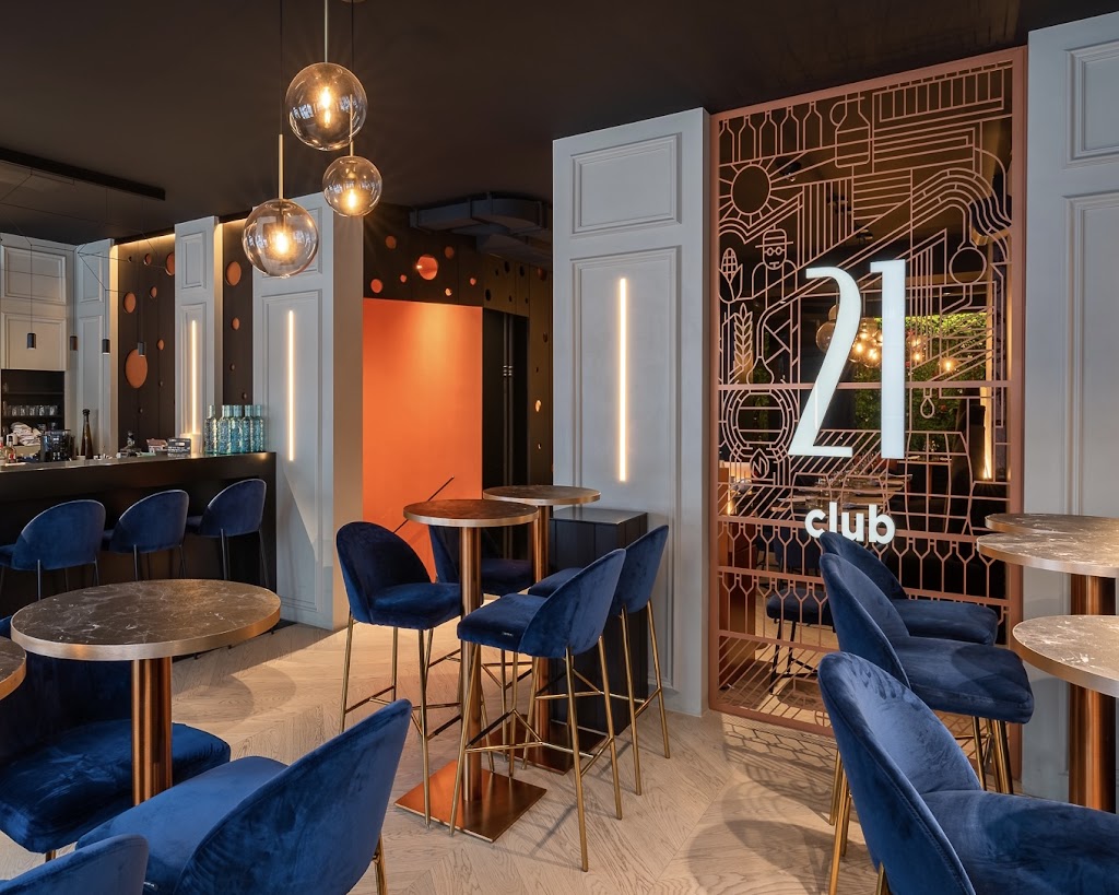 21 Club 21 Club