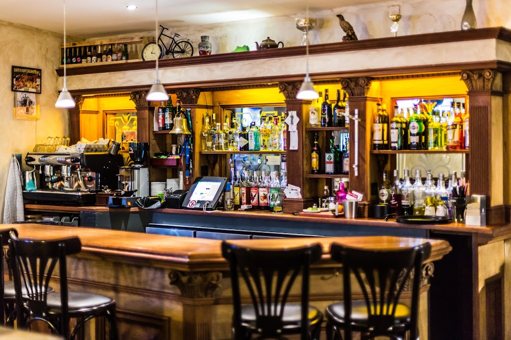 Britannia Pub