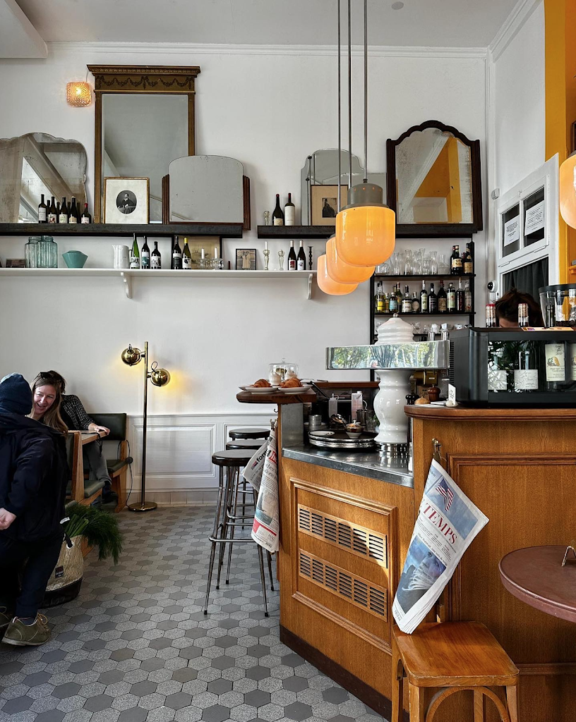 Céleste - Café, Bar, Cave Céleste - Café, Bar, Cave