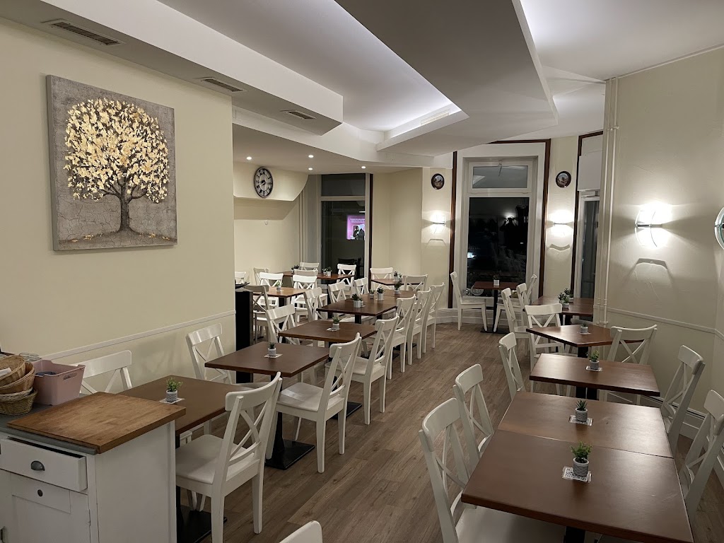 El Babaz Haus Brunch, Cafe & Restaurant