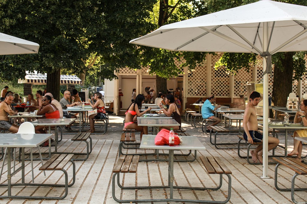 Hiltl am Strand
