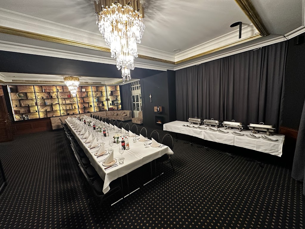 Kelly's Restaurant & Steakhouse