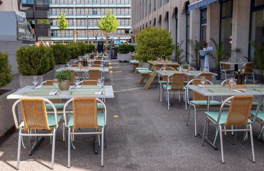 Restaurant Bistro Launch Cuore Sportivo